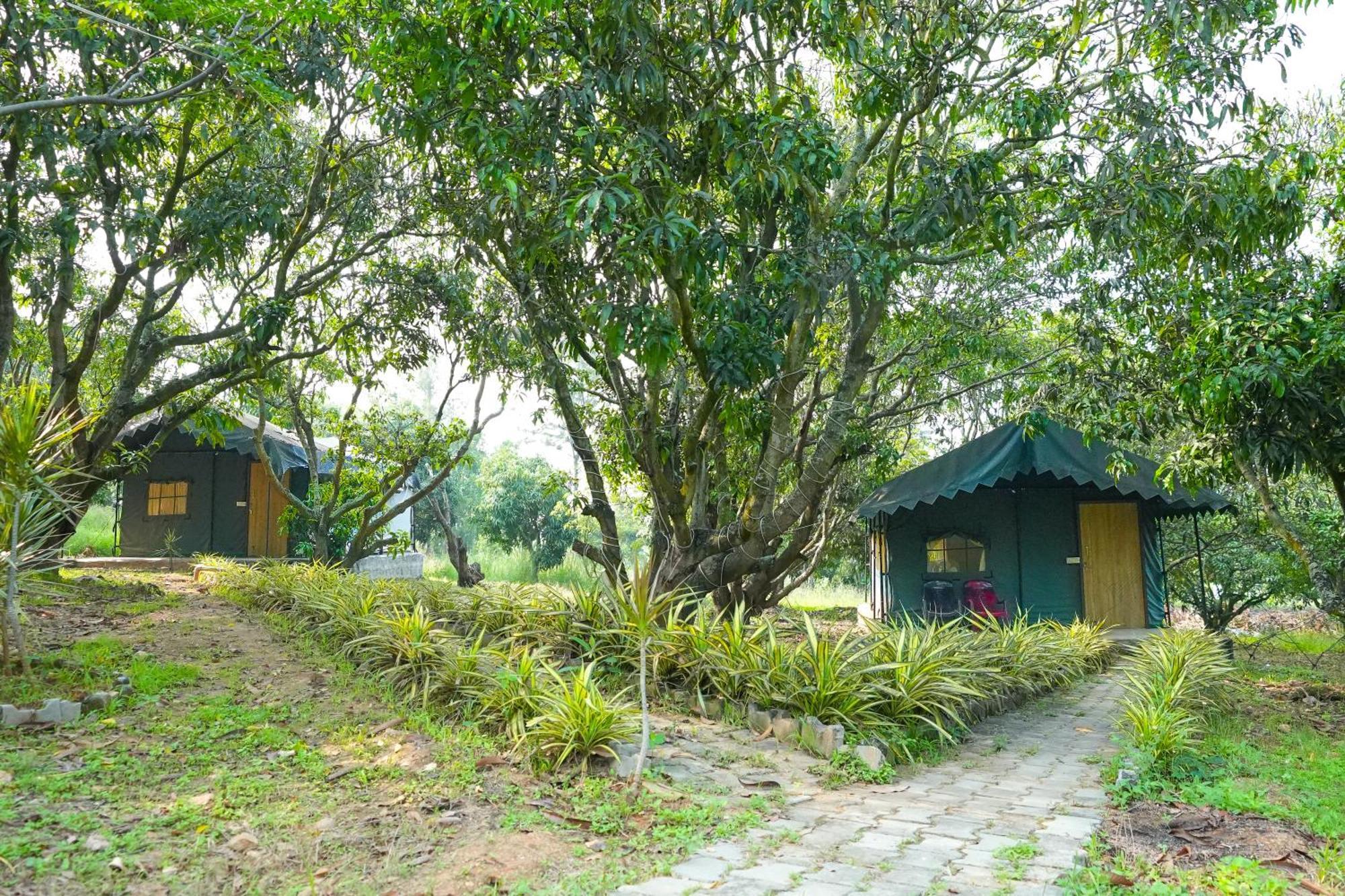 Hotel Bana The Wild Waters Muduvādi Exterior foto